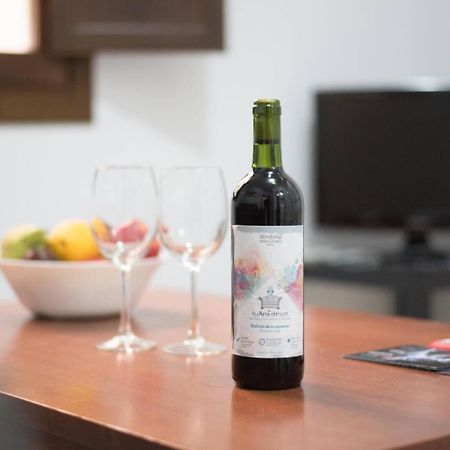 Tuguest Gracia Apartments Гранада Екстериор снимка